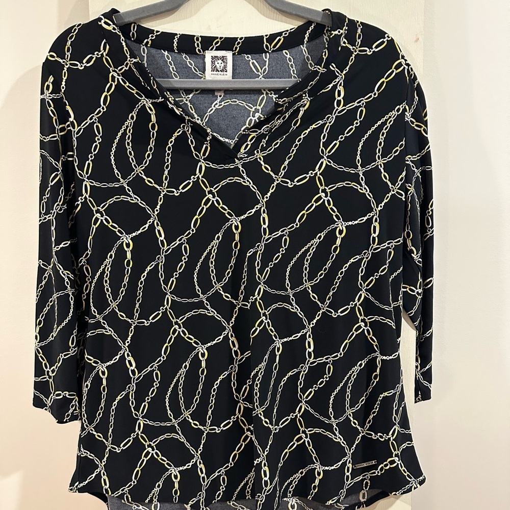 Anne Klein Black Top with Chain Pattern
